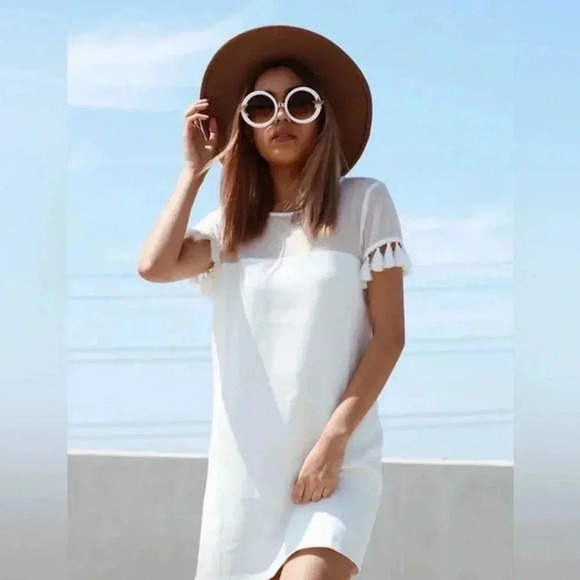 Iced Latte White Shift Dress size small - Picture 3 of 12